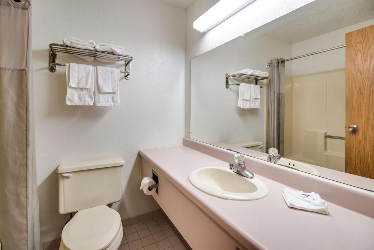 Motel 6-Marion, Il المظهر الخارجي الصورة